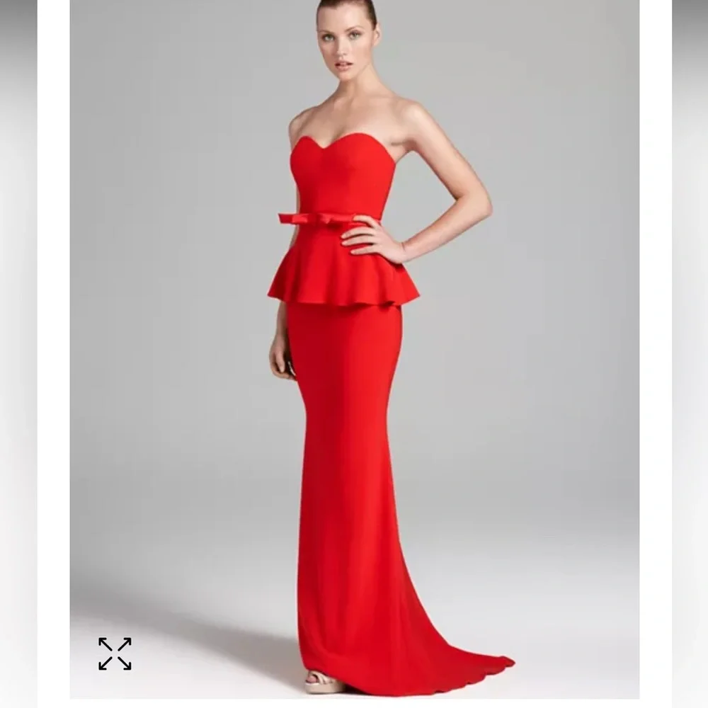 Badgley Mischka Dress size 2‎ Red maxi Peplum Gown Evening Strapless Peplum bow